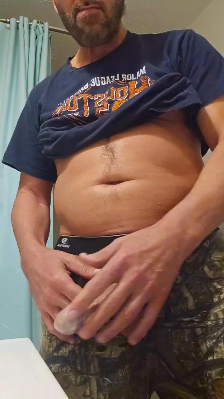 Hotbull100 on Cam4 