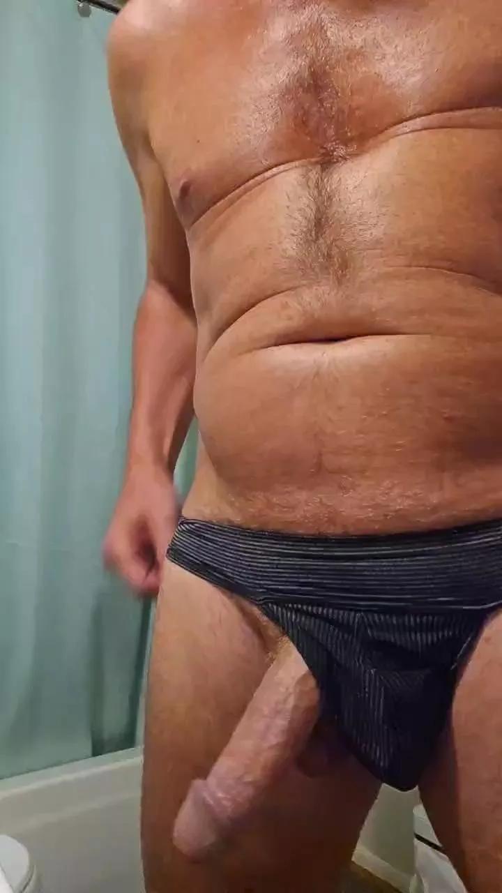 Hotbull100 on Cam4 