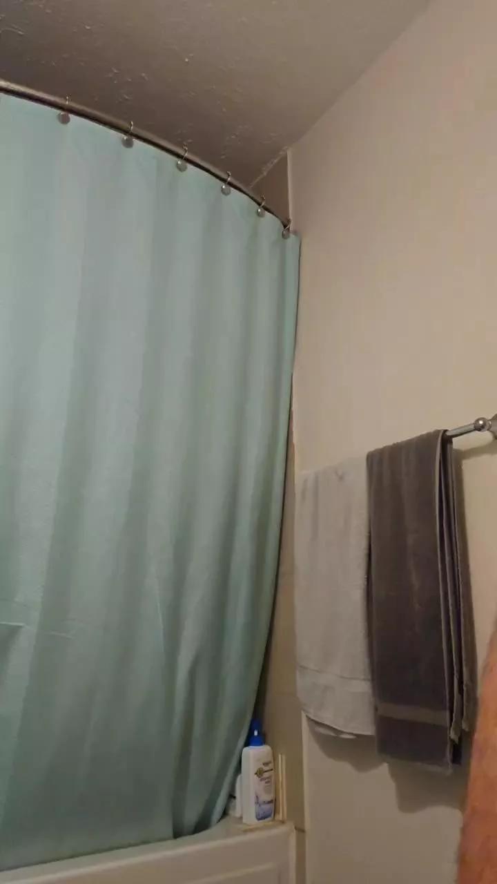 Hotbull100 on Cam4 