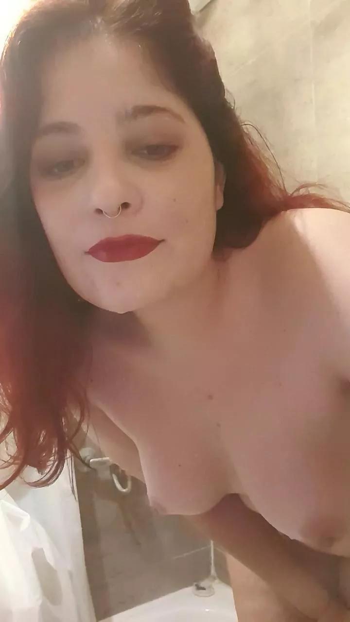 HotIsabellahot on Cam4 