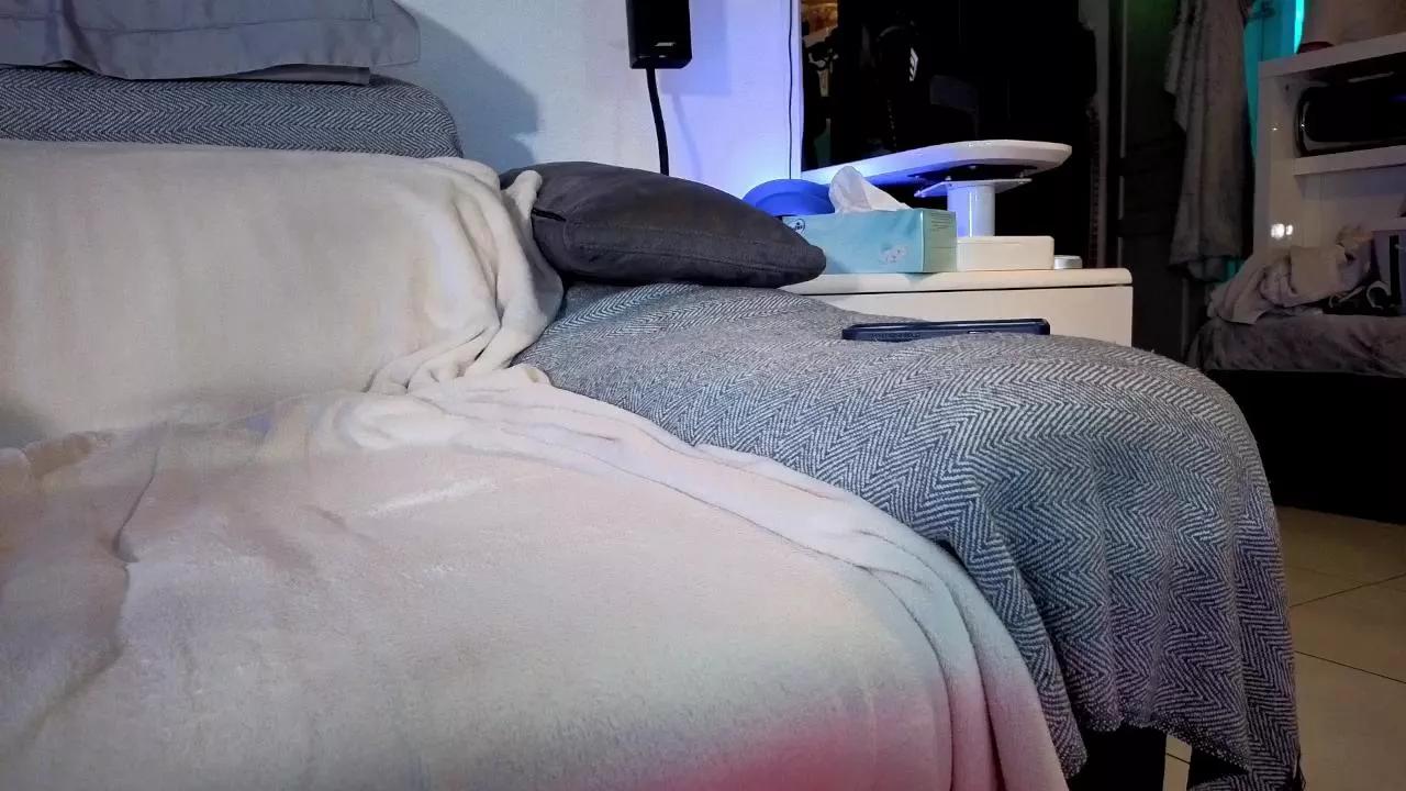 HuGo4K on Cam4 