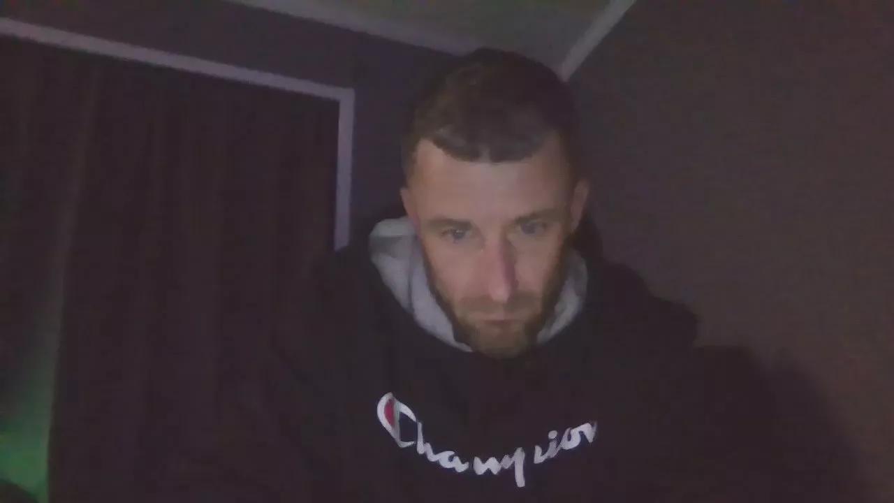 HungStud42069 on Cam4 