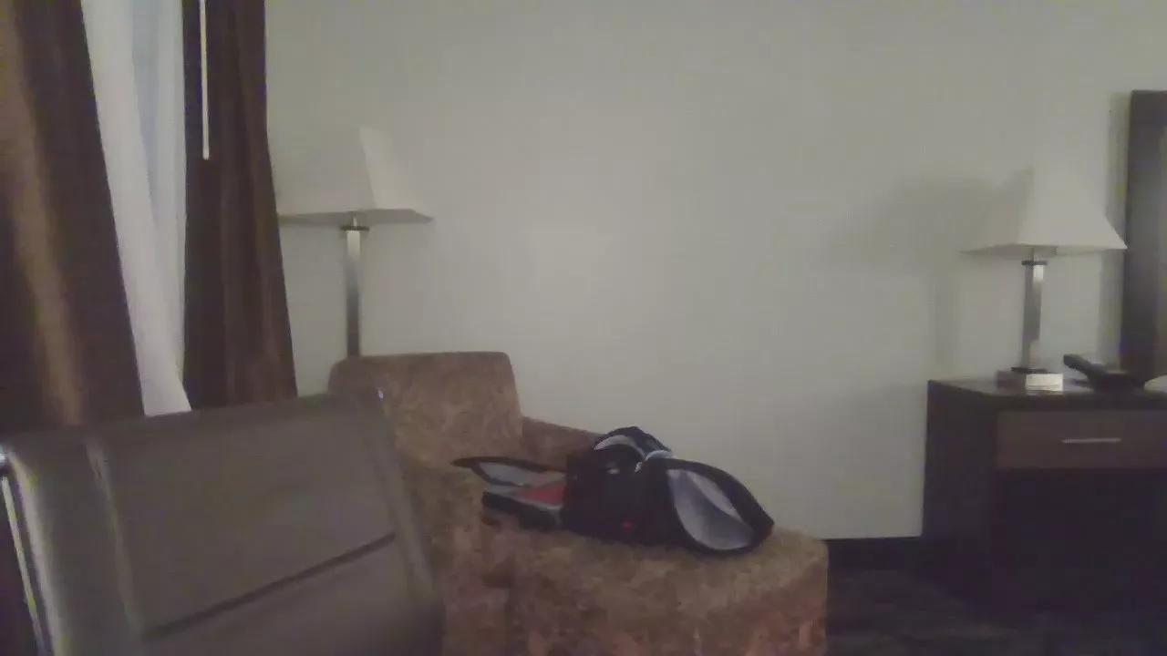 HungStud42069 on Cam4 