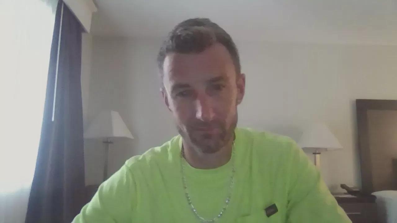HungStud42069 on Cam4 