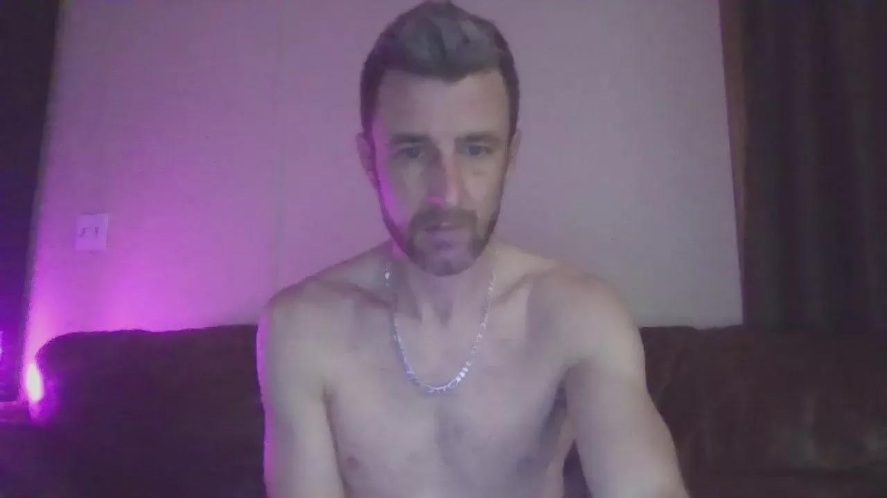 HungStud42069 on Cam4 