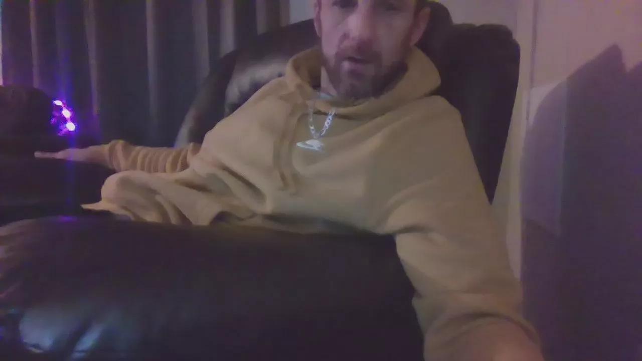 HungStud42069 on Cam4 