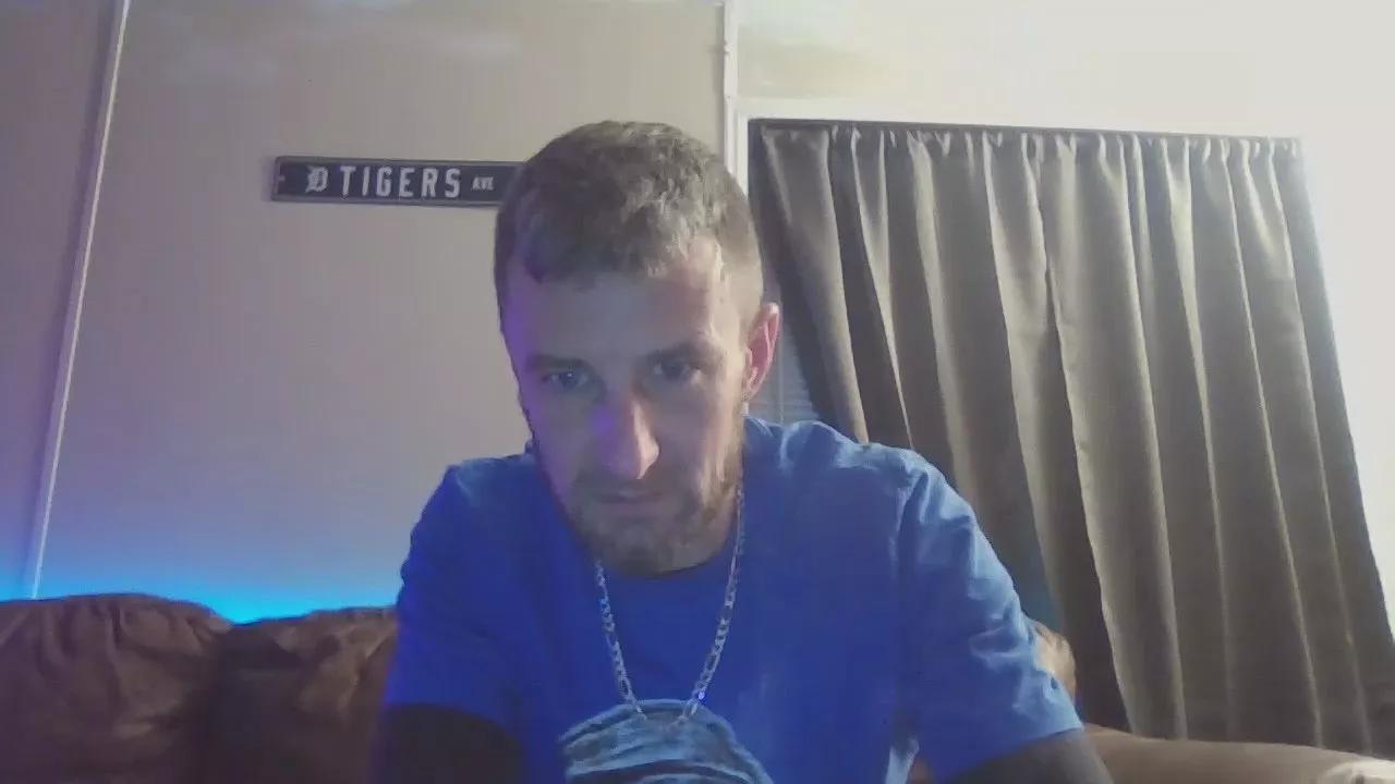 HungStud42069 on Cam4 