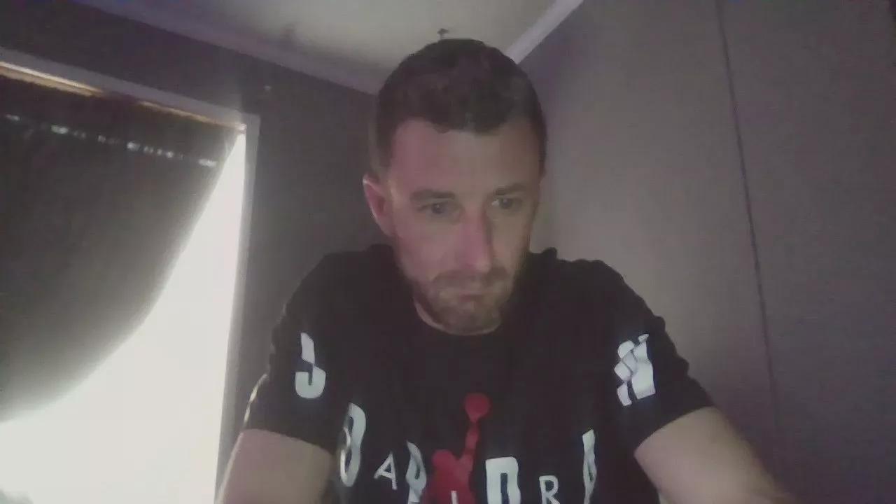 HungStud42069 on Cam4 