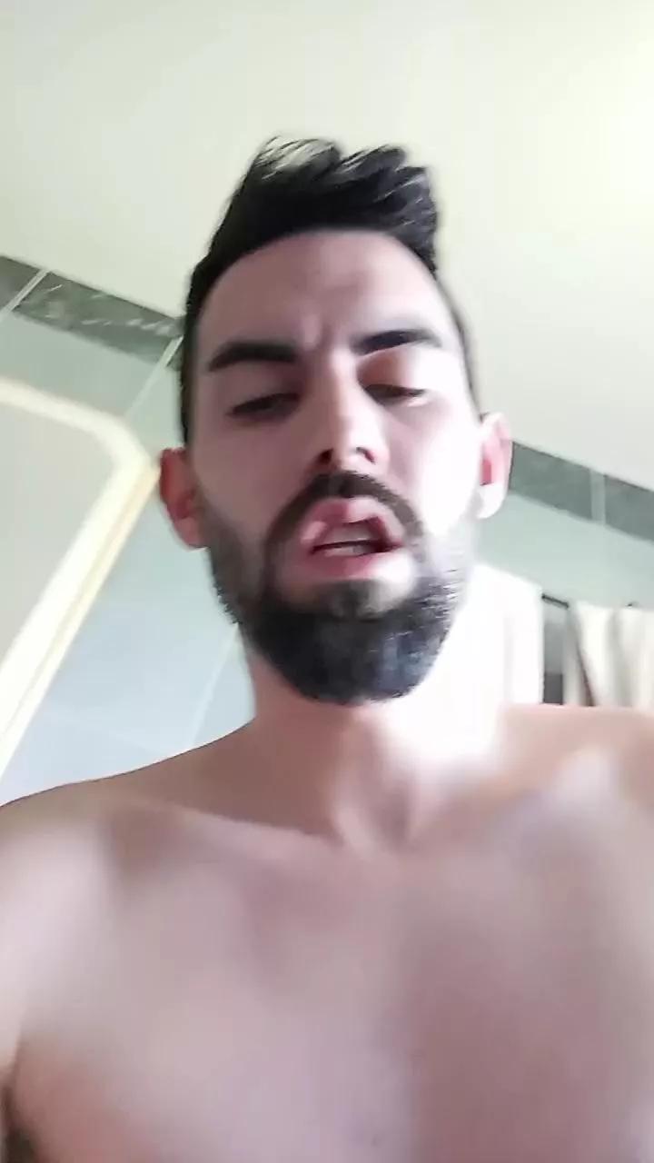 Ismander on Cam4 