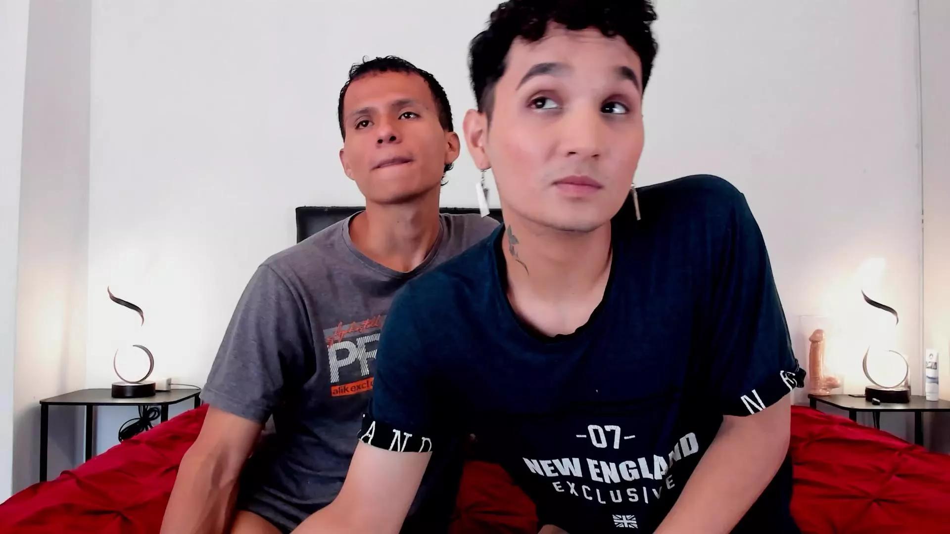 Jaylen_and_duke on Cam4 