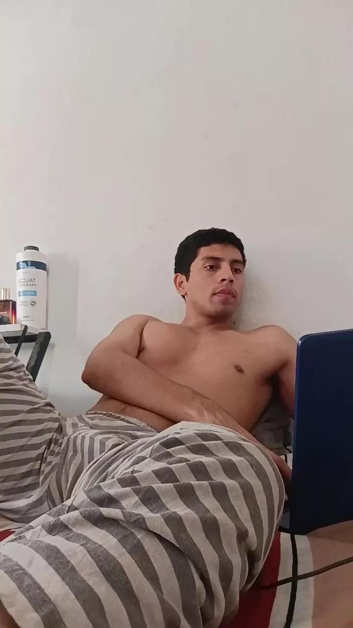 Jean2707 on Cam4 