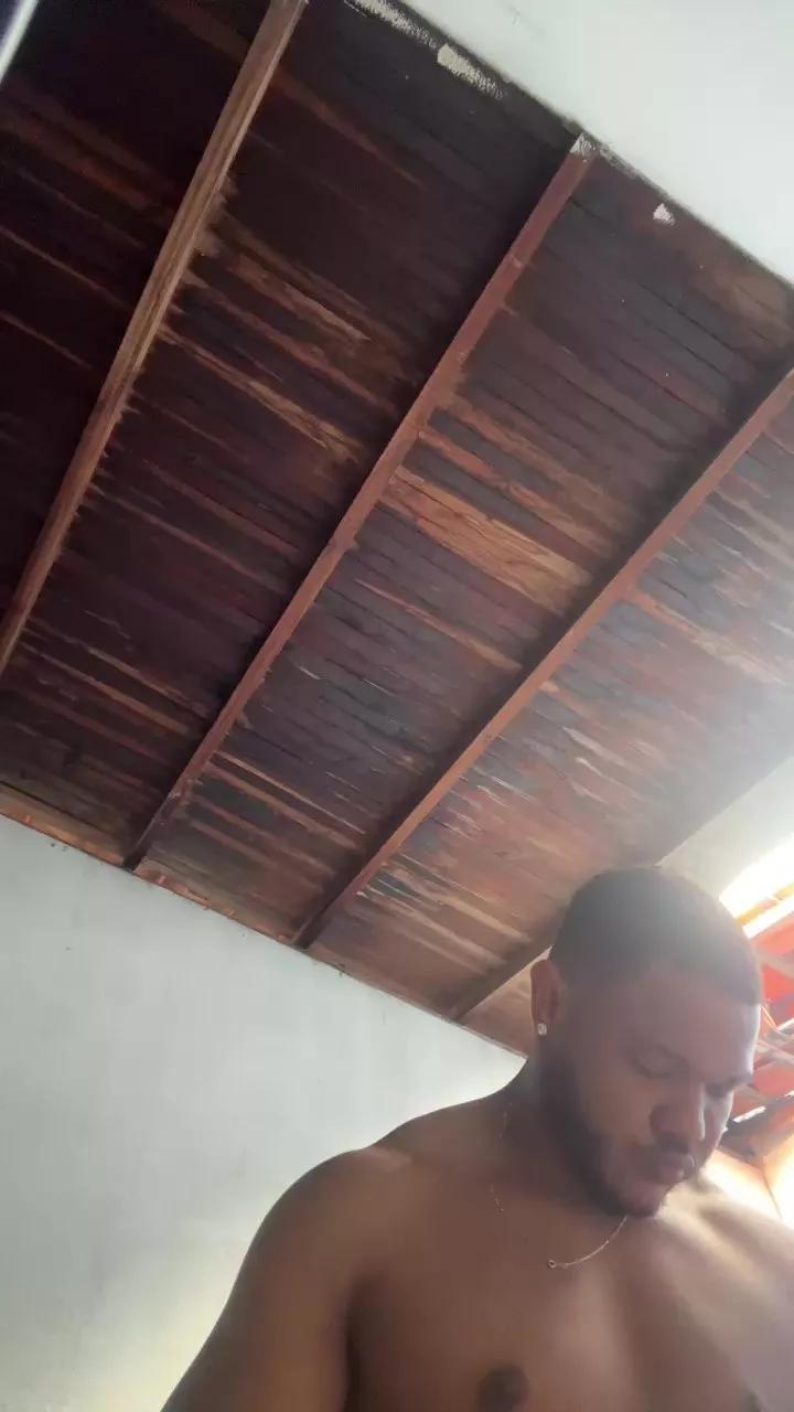 Joedot24 on Cam4 