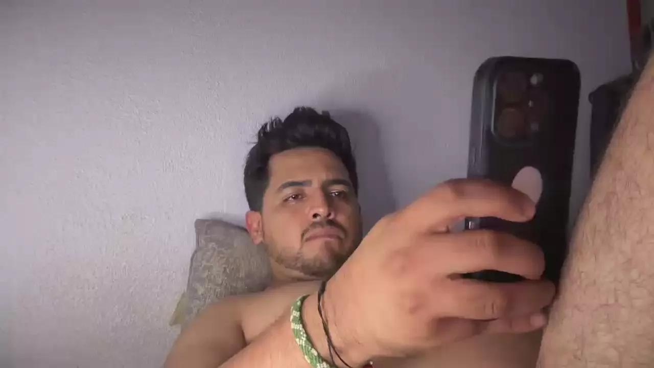 kabezon808 on Cam4 