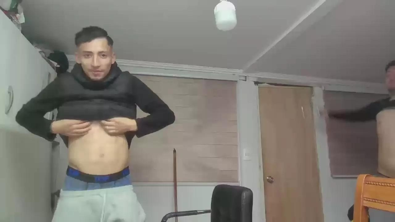 Kaiii_vndre on Cam4 