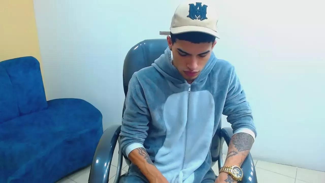 KalvinVoy on Cam4 