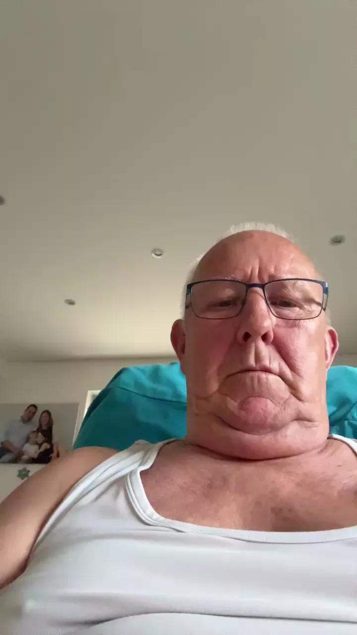 klaus4457 on Cam4 