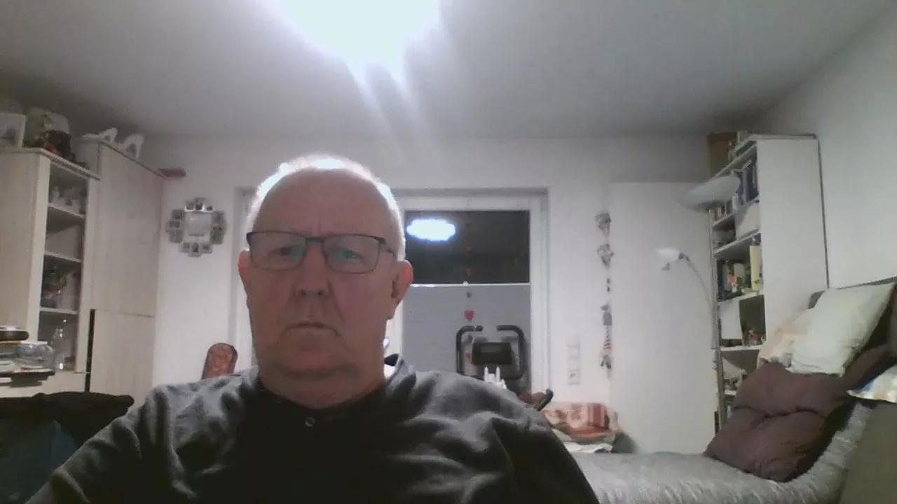 klaus4457 on Cam4 