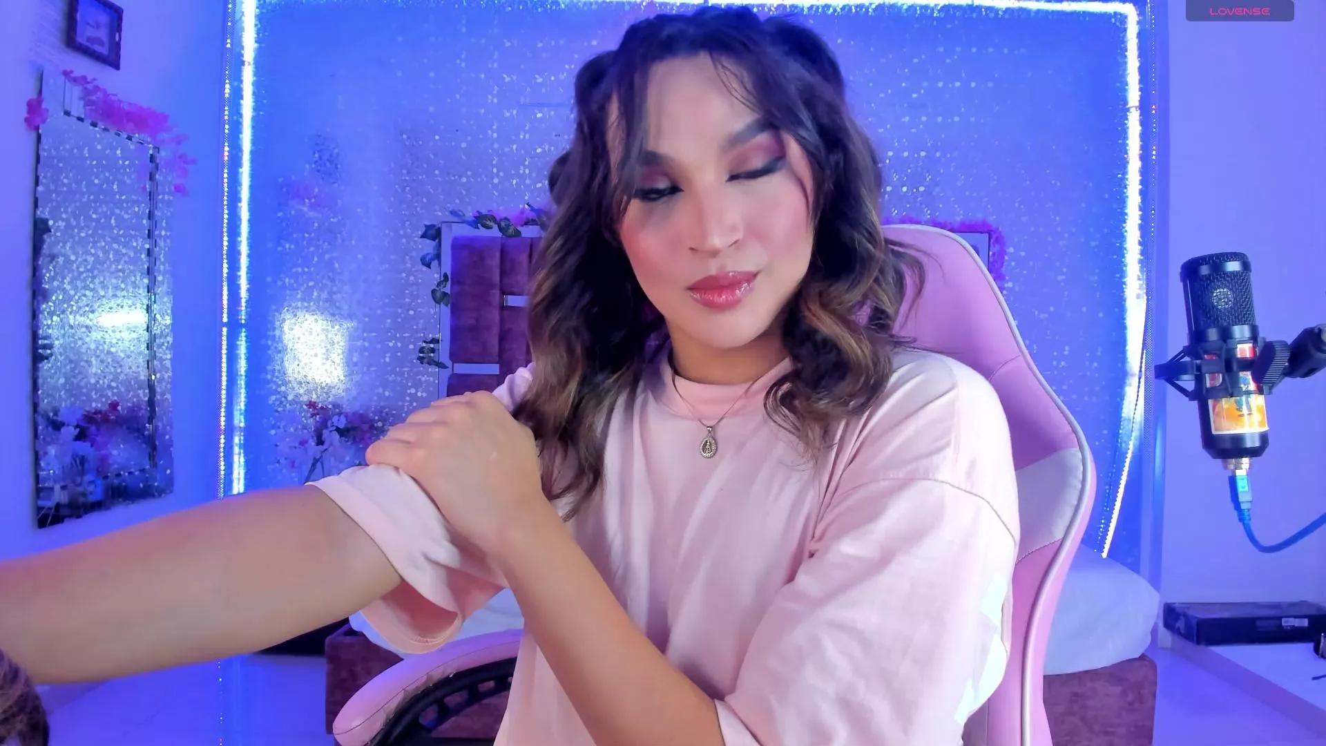 KylieVictoria_ on Cam4 