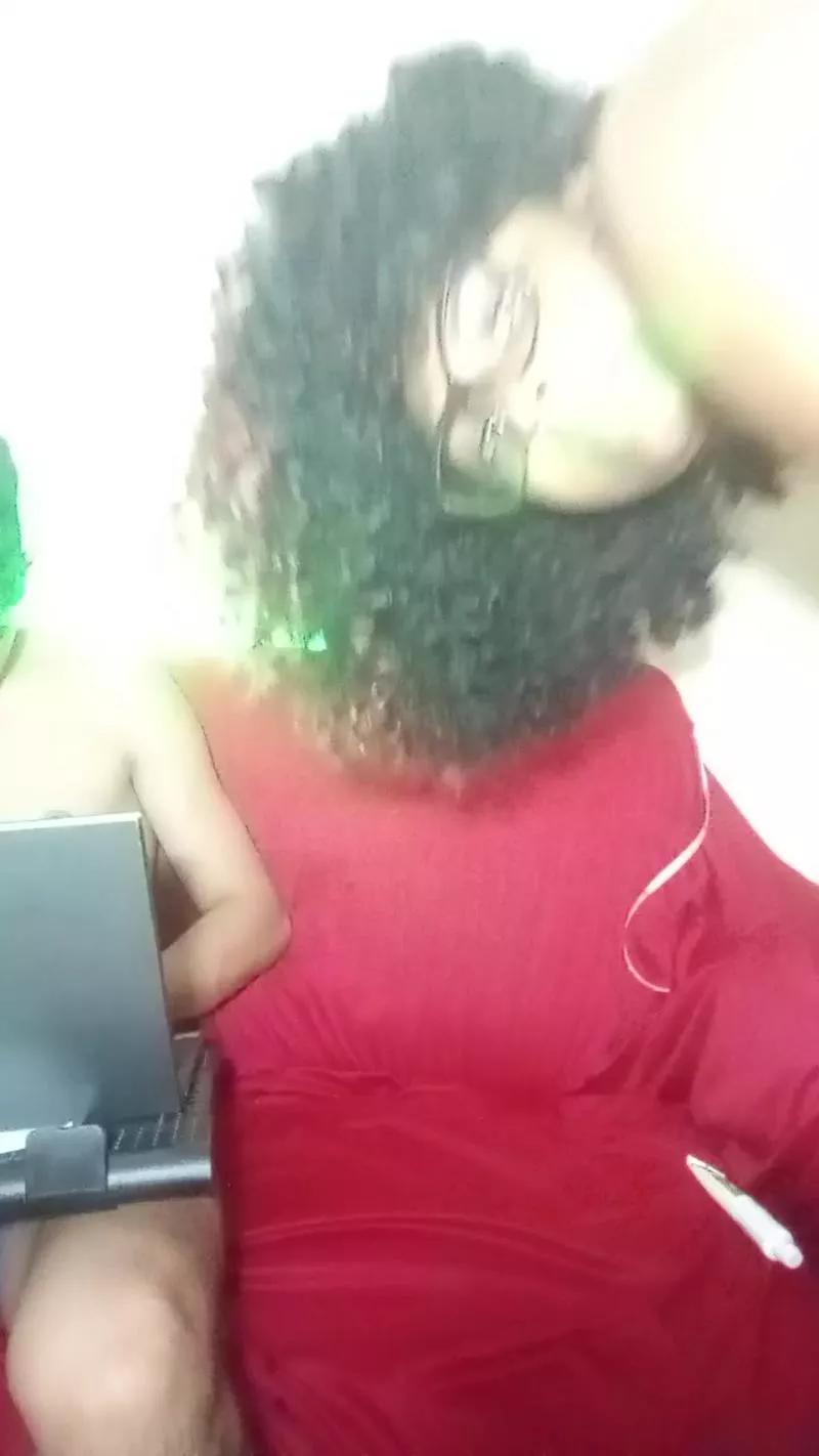 L_Lily on Cam4 