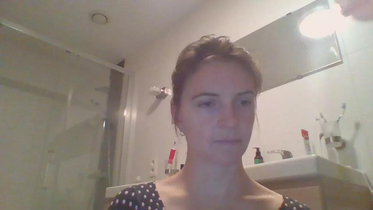Laura4Ben on Cam4 