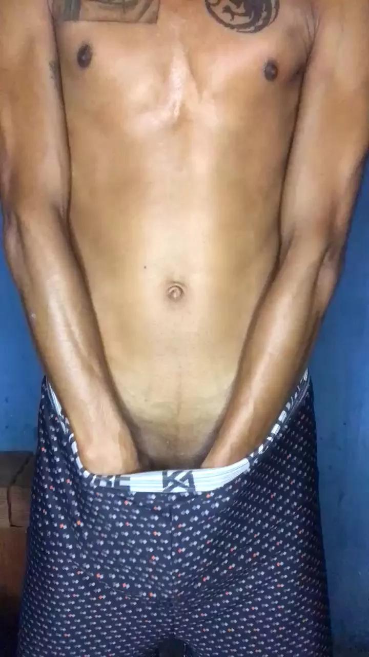 leandrosexy4 on Cam4 