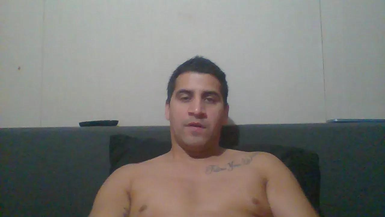 LeoRoom on Cam4 