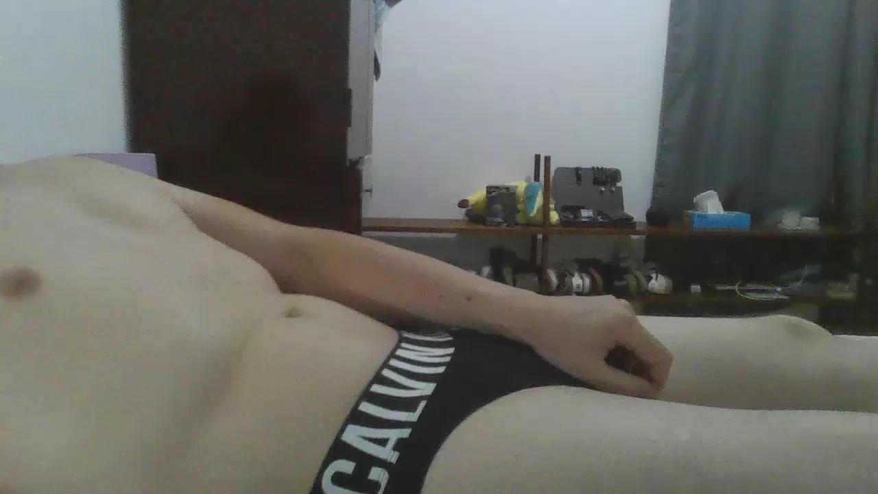 Lhaa89 on Cam4 