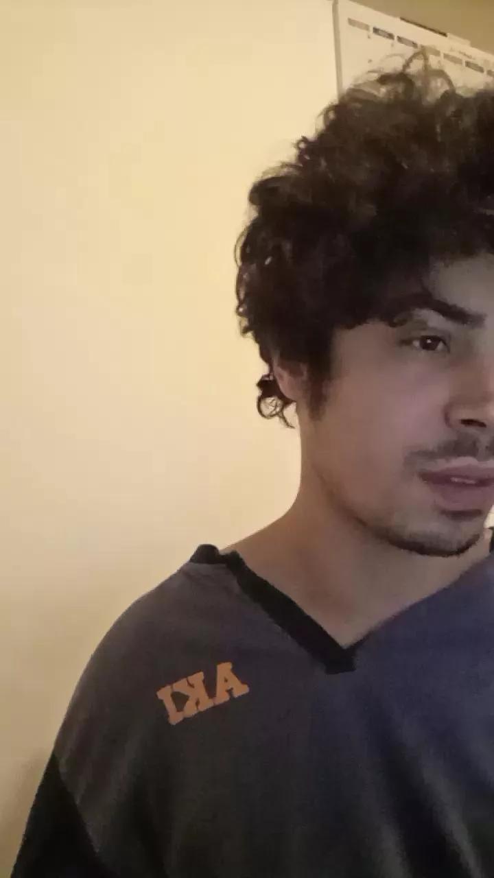 LiukLGN98 on Cam4 