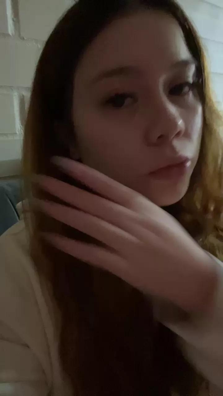 Lunissc2 on Cam4 