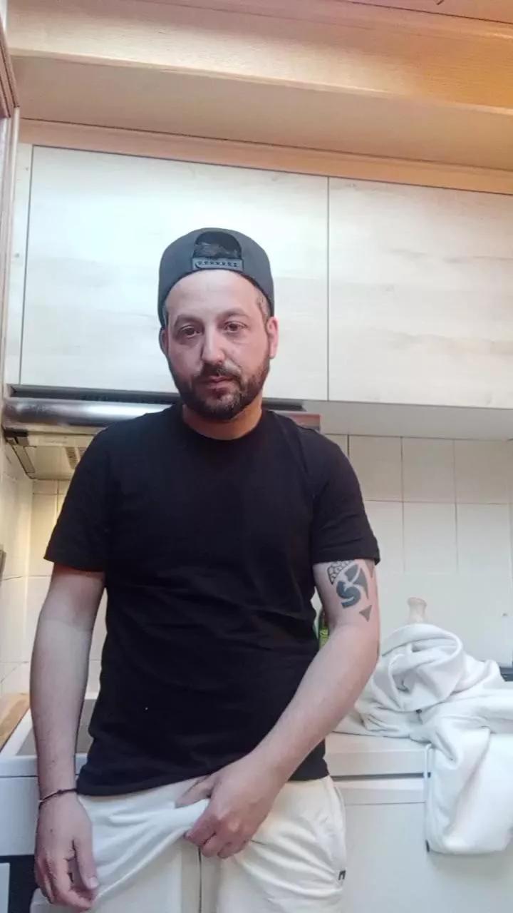 Luscio86 on Cam4 