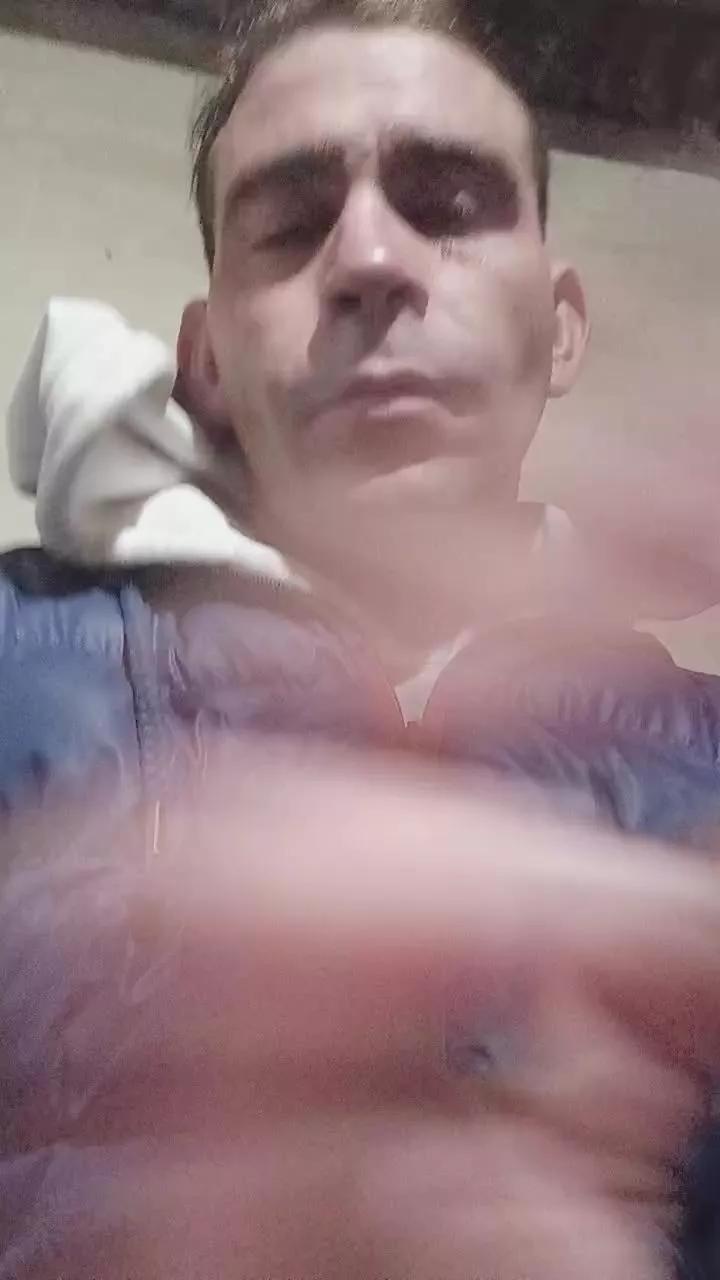 mach75 on Cam4 