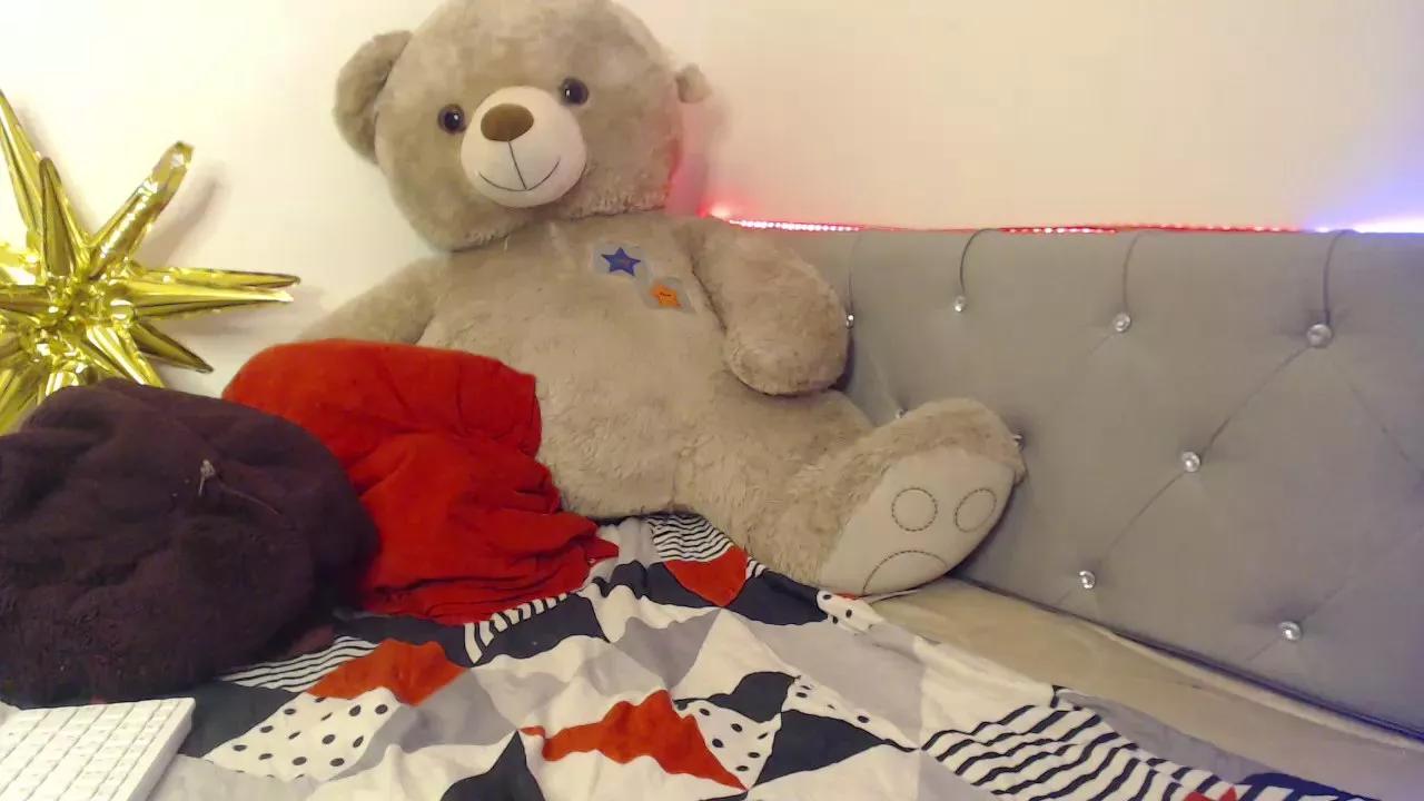 Magig_axel on Cam4 