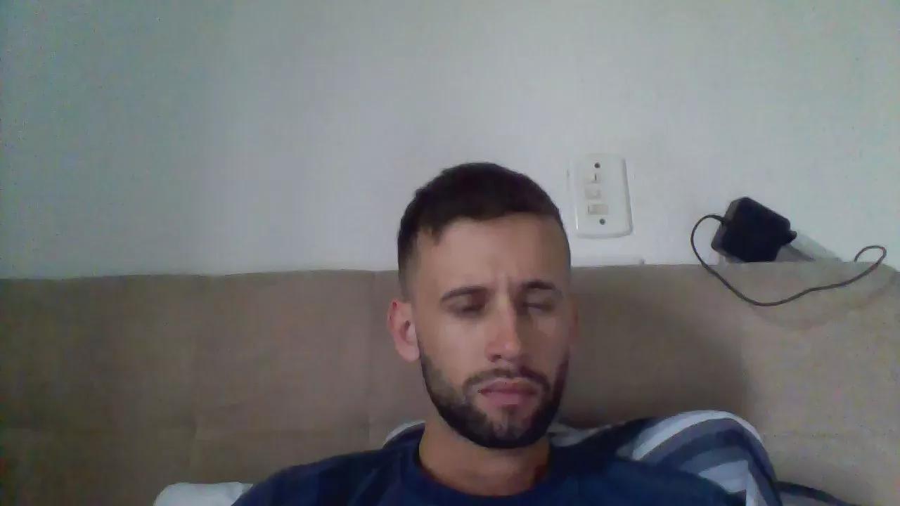 Maickysurf on Cam4 