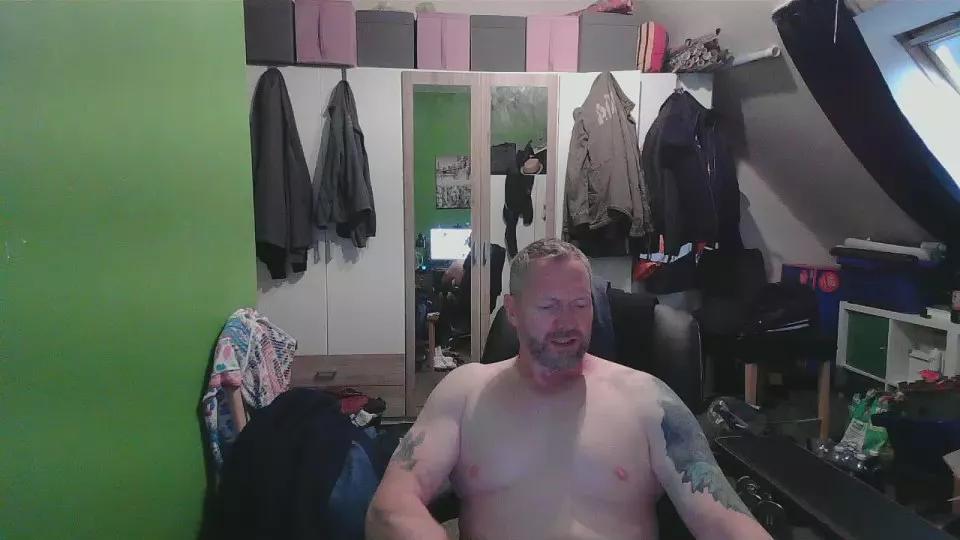 Mannfredfick on Cam4 