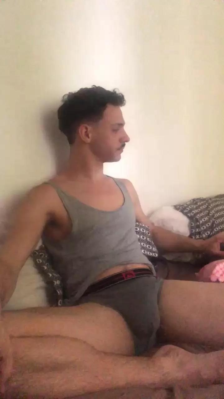 Manugic on Cam4 