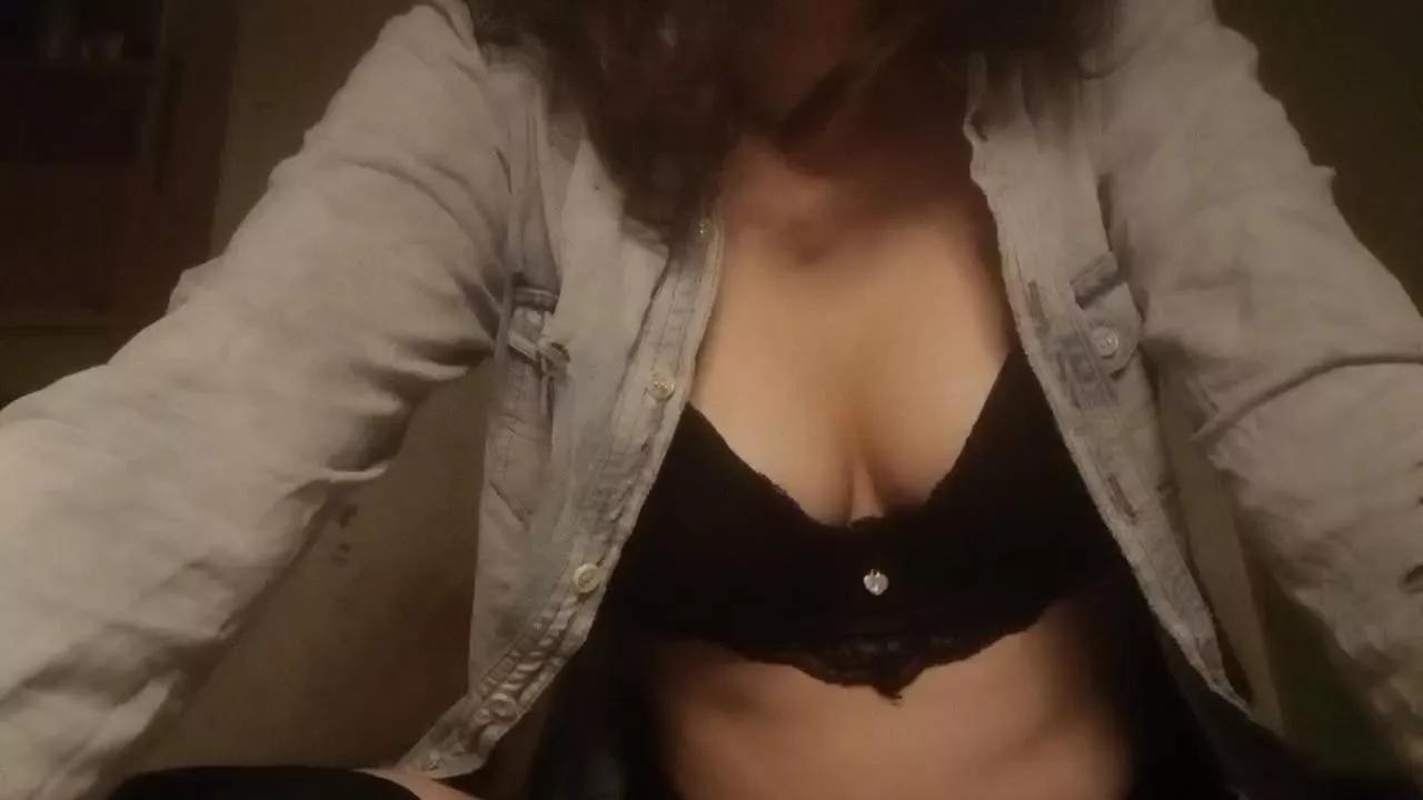 Martemitai on Cam4 