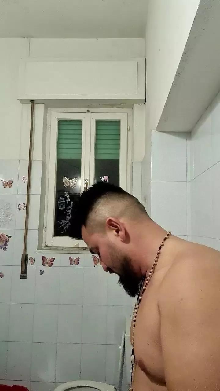 max18018 on Cam4 