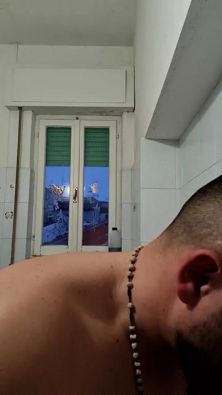 max18018 on Cam4 