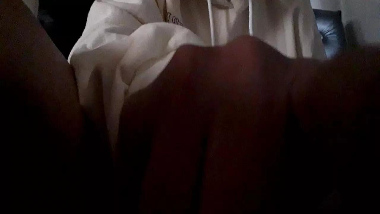 Maxiw7 on Cam4 