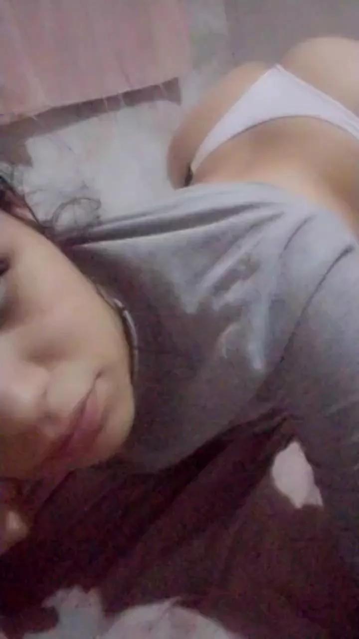 Meli842 on Cam4 