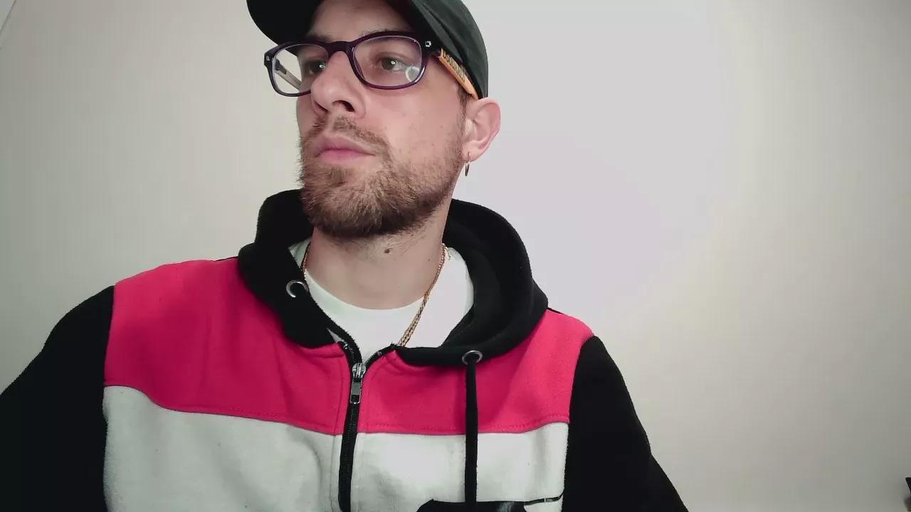 mikealcorleone on Cam4 