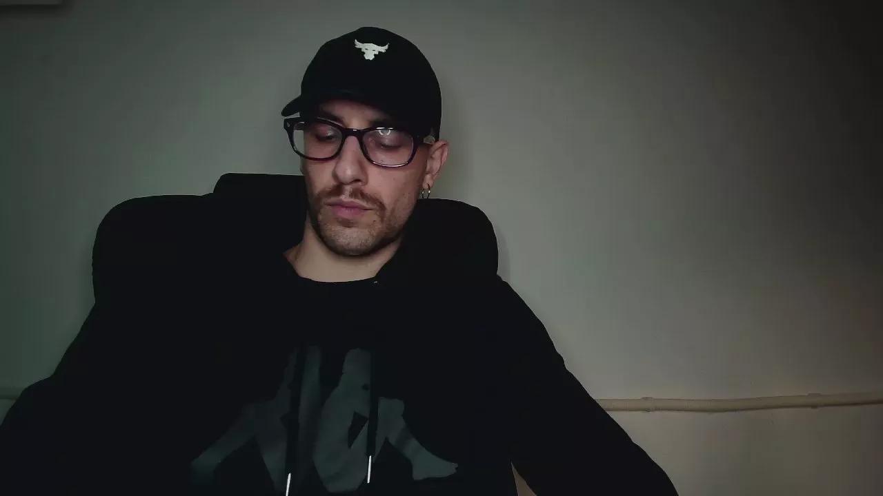 mikealcorleone on Cam4 