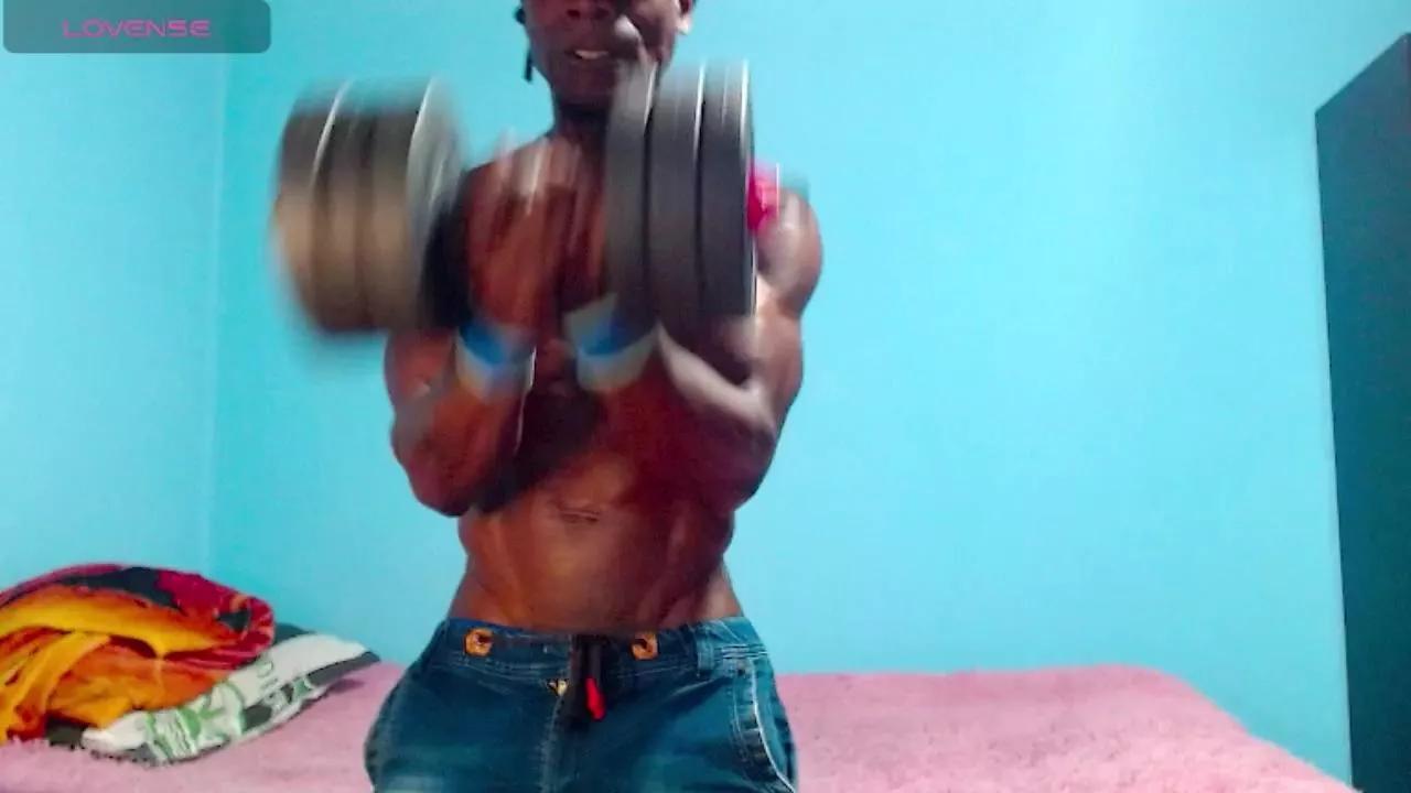 Miltonnjakee on Cam4 