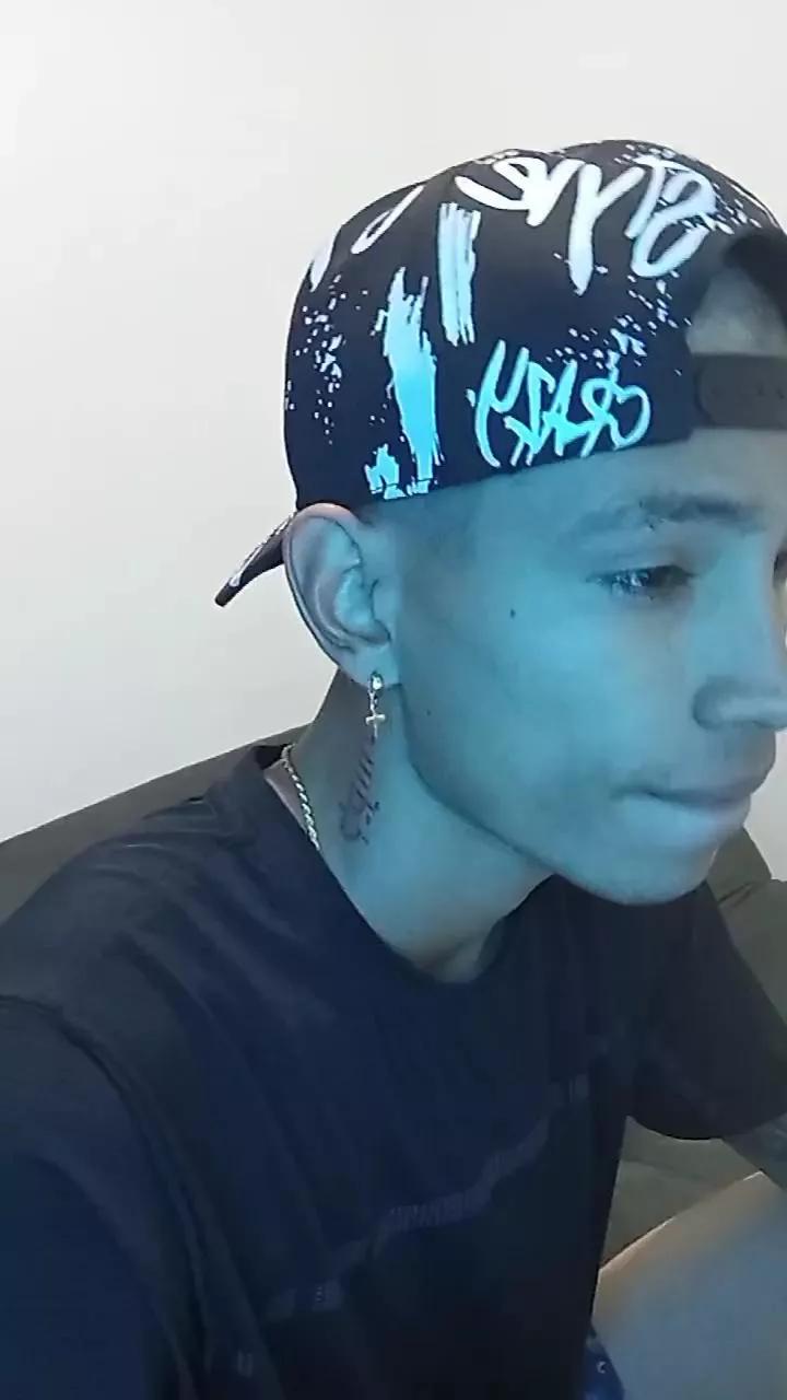 MonkeyD_66 on Cam4 