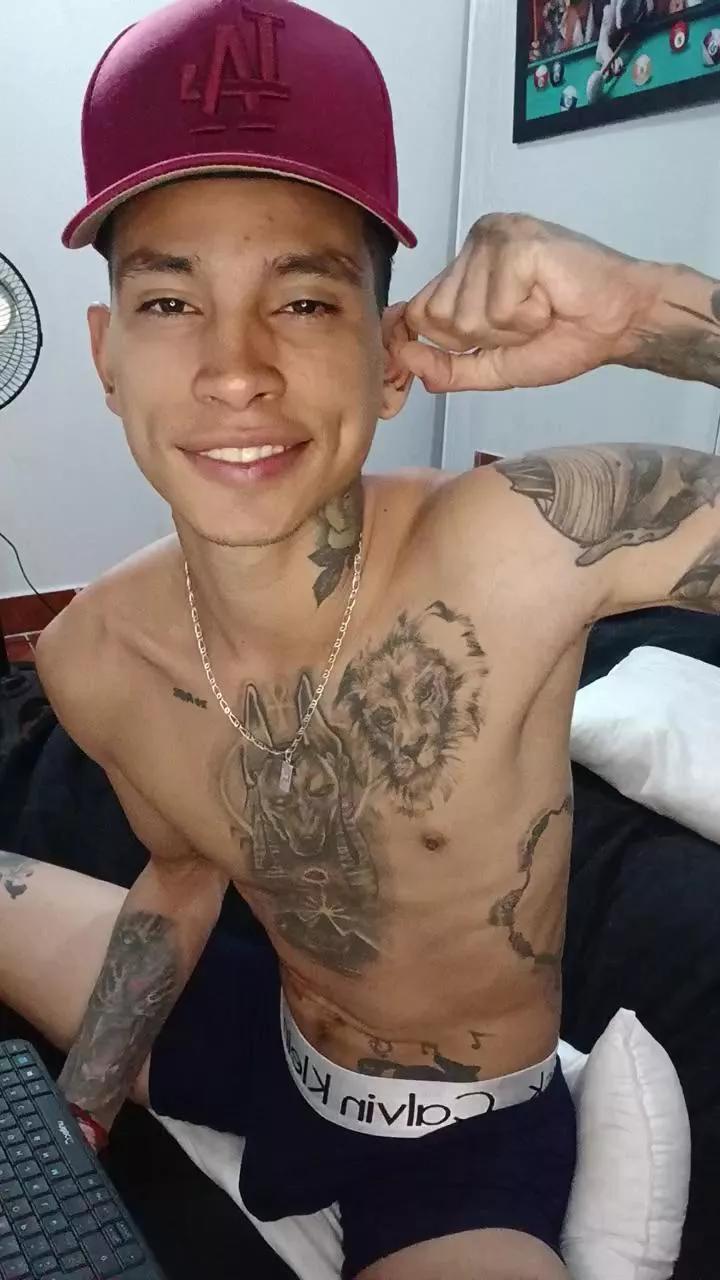 MonkeyD_66 on Cam4 