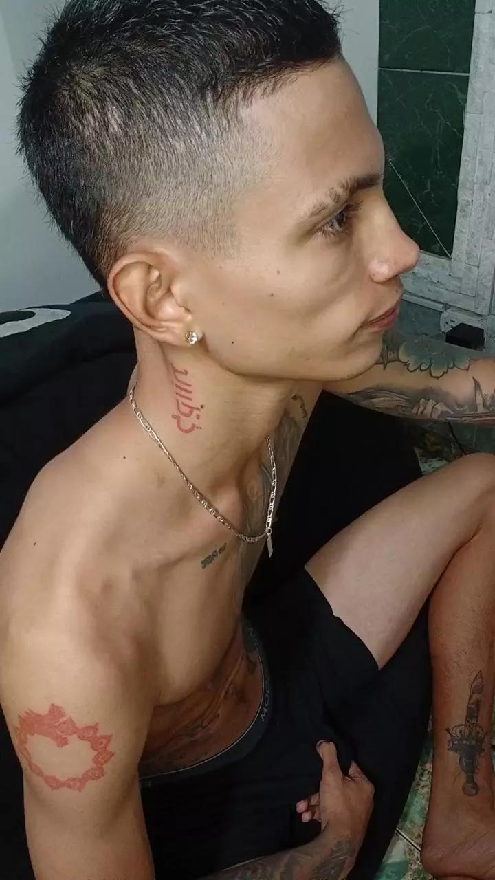 MonkeyD_66 on Cam4 