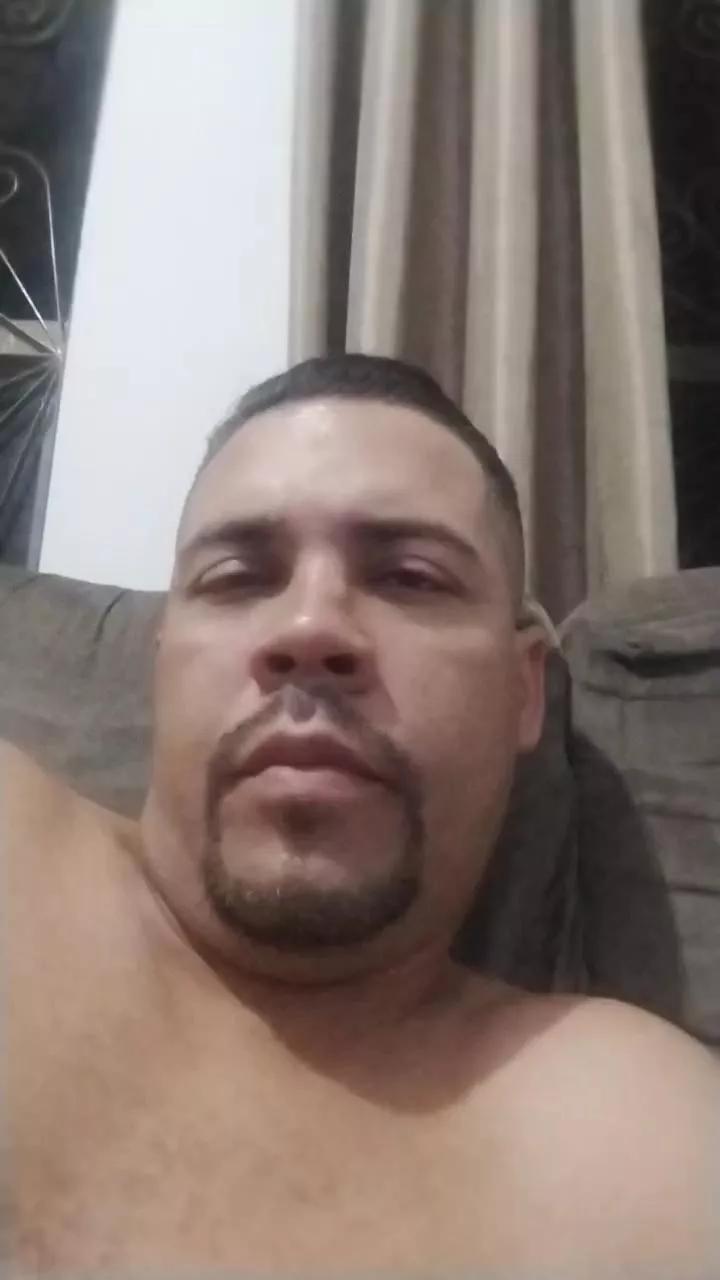 Morenogrossopau on Cam4 