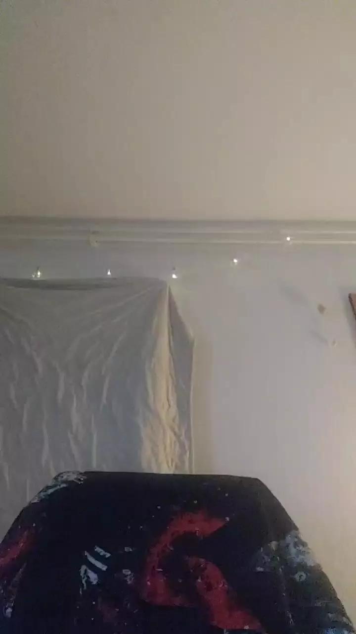 mrnixx3 on Cam4 