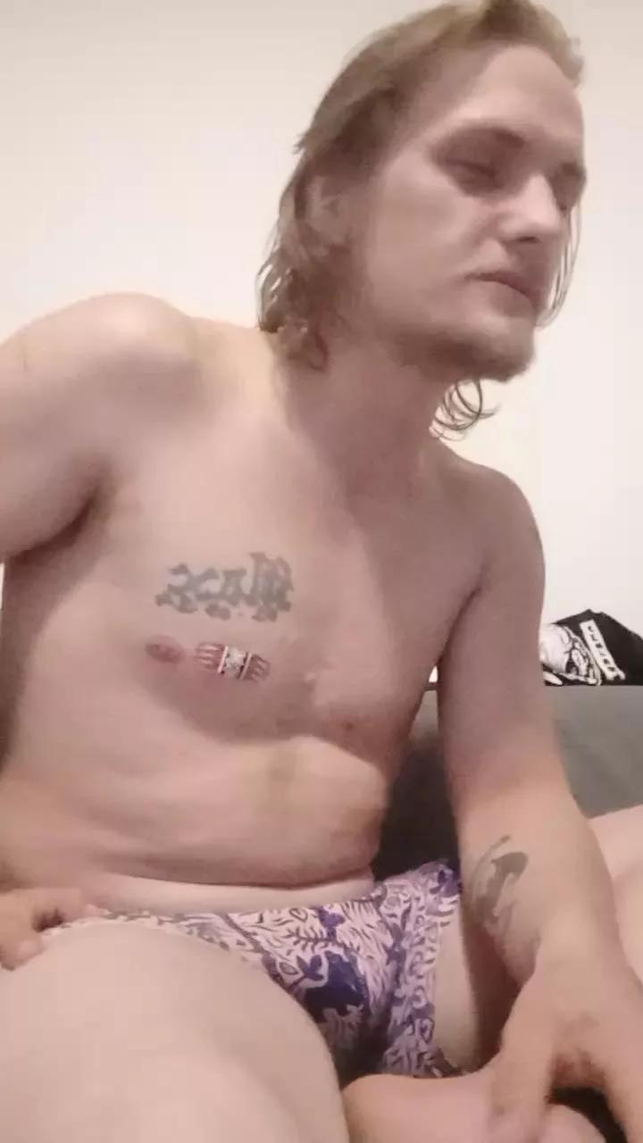 mrnixx3 on Cam4 