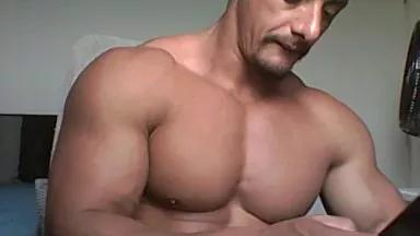 muscleoss on Cam4 